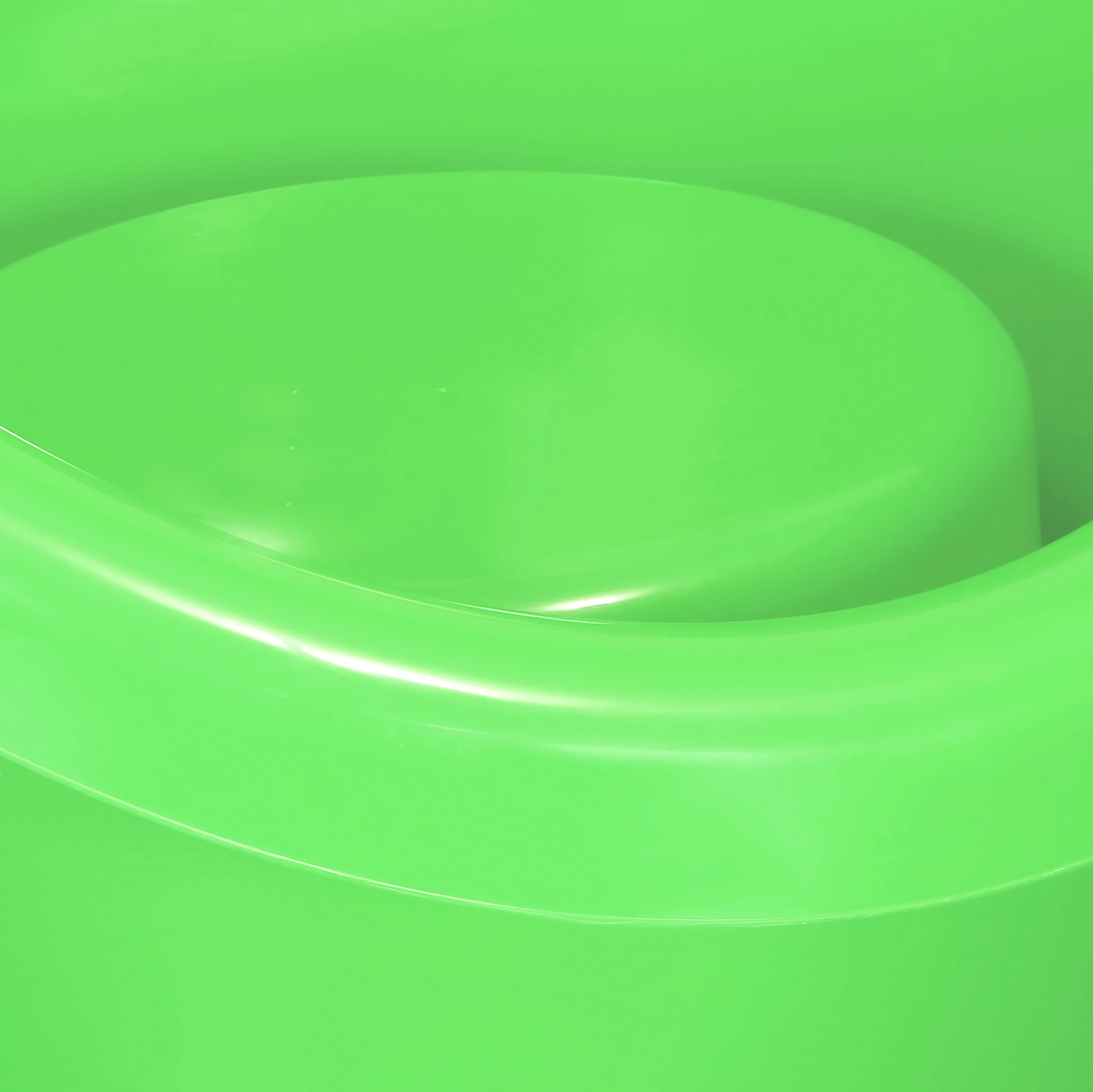 Nilkamal Lounger Plastic Chair Without Cushion - Image 8